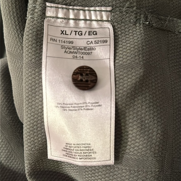 Quiksilver Silver Edition Mens XL Green Short Sleeve Button Up Shirt / B-100 - Picture 7 of 7